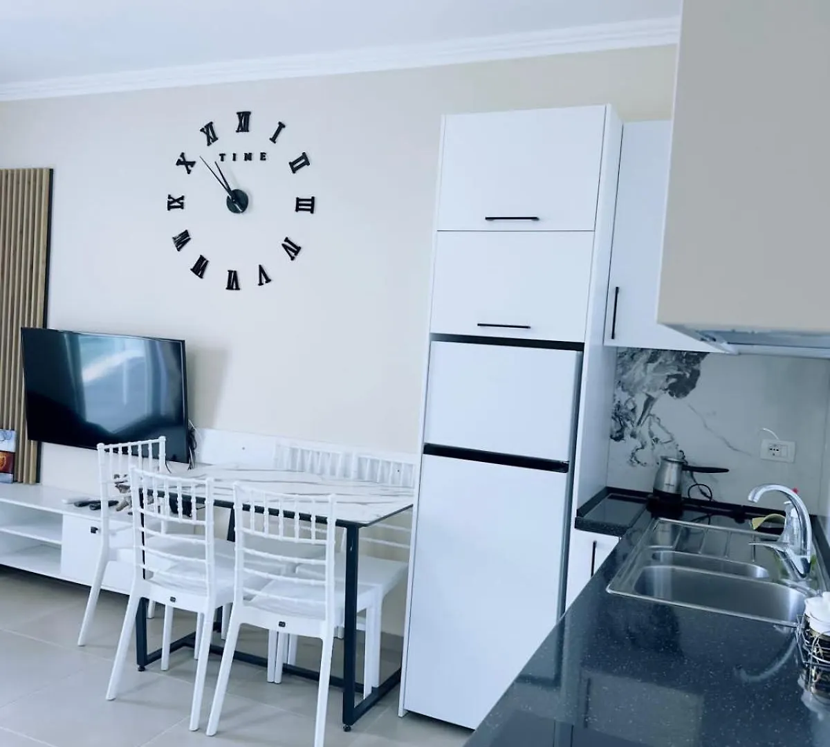 4 Seasons Apartment Lezhe 0*,  Albania